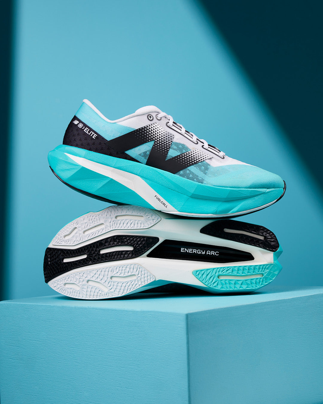NEW BALANCE FUELCELL SC ELITE V4